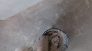 Монтаж ровного угла и штукатурной сетки на откос.