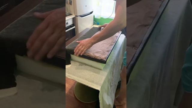 Как сделать мягкий диван на кухне
