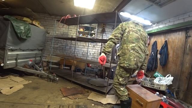 Порядок в гараже. Стелаж вместо мотоцикла. смотреть онлайн