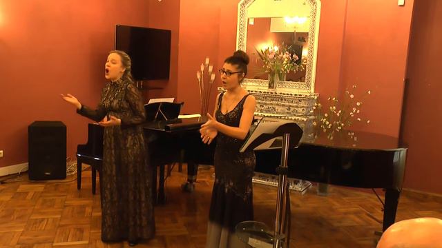 Аида Маликова и Ольга Ушакова (дуэт)  "Под луной золотой"