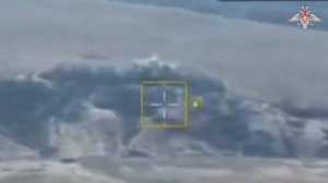 Российская артиллерия продолжает уничтожать живую силу и технику националистов.