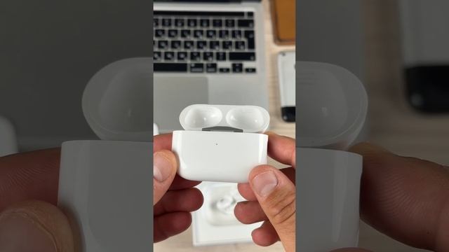 Главное отличие оригинальных AirPods Pro 2 от подделки! Как отличить оригинал от копии?