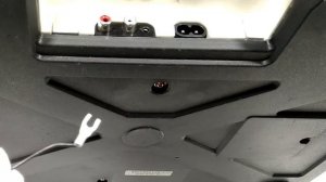 Technics SL-QL5 - автоматический проигрыватель винила с тангенциальным тонармом и прямым приводом