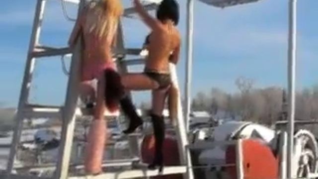 Альметьевские нефтяшные девченки.mpg смотреть онлайн