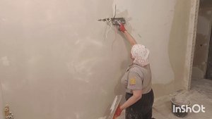 Как шпатлевать гладилкой, быстрый способ