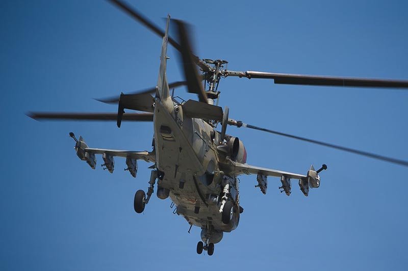 Вертолеты Ка-52 нанесли мощные удары по позициям ВСУ под Донецком / События на ТВЦ