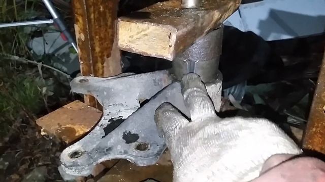 замена втулок передних рессор на газели.