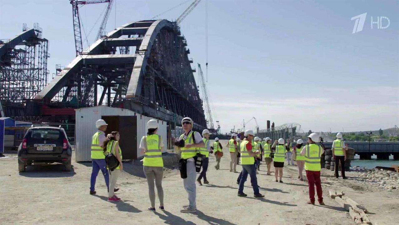 Полсотни журналистов из десяти стран побывали на строительстве моста через Керченский пролив