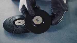 Опорная тарелка Debever для фибровых кругов на УШМ