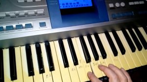 Синтезатор TECHNO KB-820 одинокий пастух