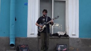 Санкт Петербург, Гостинный Двор, Мы ждем перемен.