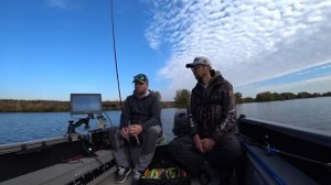 Как и на ЧТО ловить крупного судака / СЕКРЕТЫ трофейной рыбалки c Garmins Panoptix