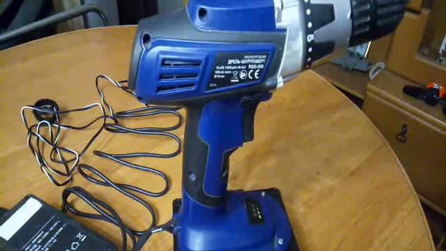 как сделать из аккумуляторного шуруповёрта,проводной!!! смотреть онлайн