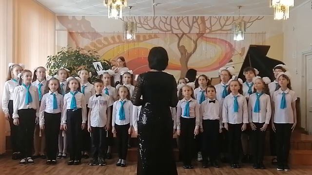 Песня о маленьком трубаче С Никитин. Орск, ДШИ 1, хор младших классов смотреть онлайн