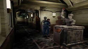 Resident evil 2 загадка Красный камень в руках у статуи