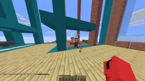 Путешествие в странном городе в MINECRAFT. Остался на ночь у странного СТАРИКА в коттедже - 1 серия