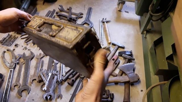 Нашел Инструменты времён ВОВ на свалке....