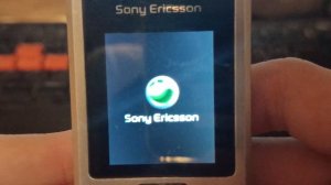 Sony Ericsson T250i Включение/Выключение