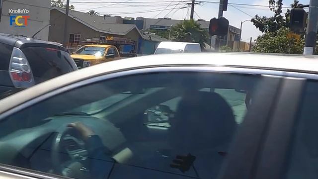DRIVING ON FIGUEROA A TOUR OF BEAUTIFUL GIRLS - SOUTH CENTRAL LOS ANGELES [4K HDR]