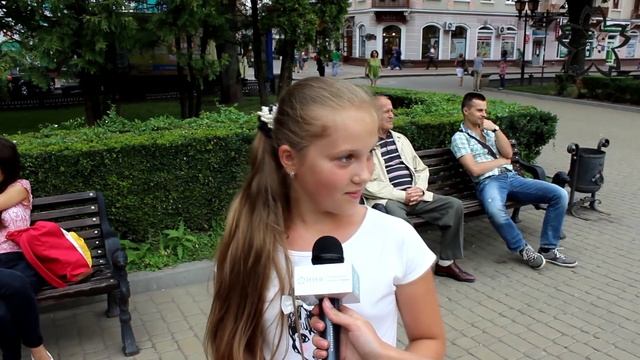 Що досі роблять пасхальні прикраси на вулицях міста? смотреть онлайн