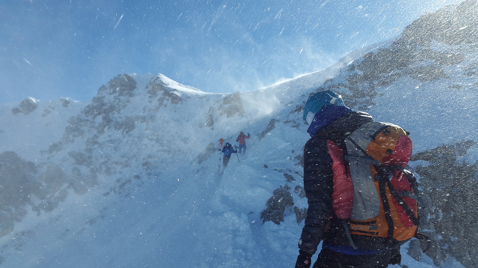 Эверест погибшие альпинисты 2020