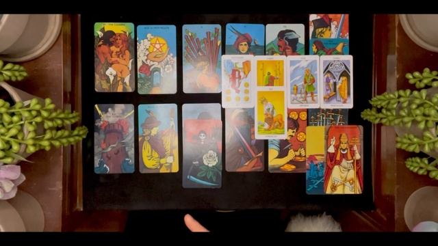 LEO “Big & Beautiful Yearly Tarot Forecast 2023!” Love & Money #love #youtube #tarot