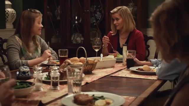 Little Fires Everywhere Richardson Dinner After Mia Quits смотреть онлайн