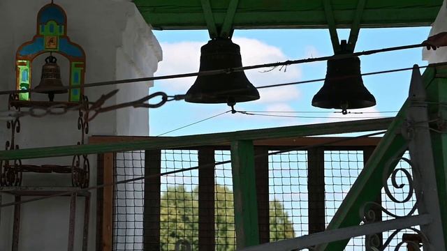 Колокольный звон в День Крещения Руси смотреть онлайн
