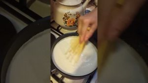 Firni. Azərbaycan mətbəxi. Каша из рисовой муки.