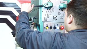 Станок вертикально сверлильный 2с132