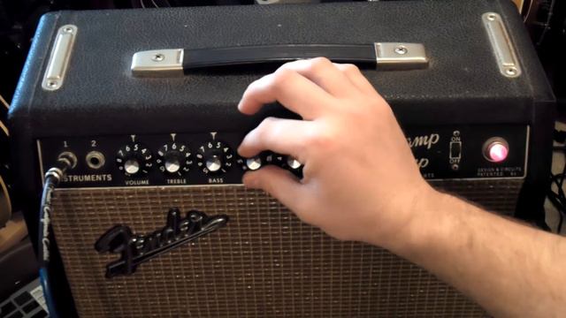 Fender Vibro Champ (1966) mini demo смотреть онлайн
