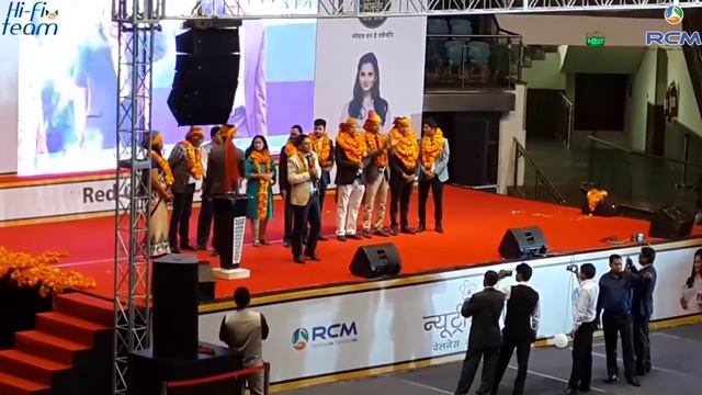 Brand New star Perl Achievers of RCM Red Carpet New Delhi смотреть онлайн