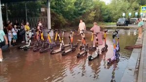 Лайфхак, как использовать Самокаты в дождь!!! 2023 год!!!