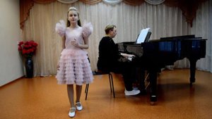 муз. Я. Дубравин ,,Вальс" исп.Казакова Елена