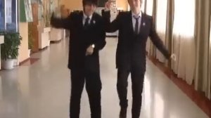 универсальный танец под любую песню Леди Гаги