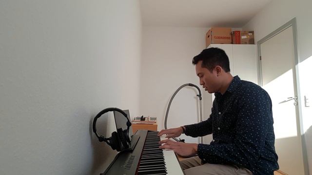 Blues on Roland FP30 *beginner 😄 смотреть онлайн