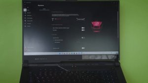 İLK DEFA ANAHTARLI LAPTOP GÖRDÜM! Asus ROG Strix Scar 17 (Kutu Açılışı & Ön İnceleme)