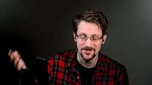When Edward Snowden Realized Government Spying Had Gone Too Far | Joe Rogan