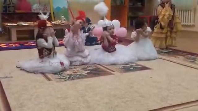 Айзере Камажай 2017 Наурыз смотреть онлайн