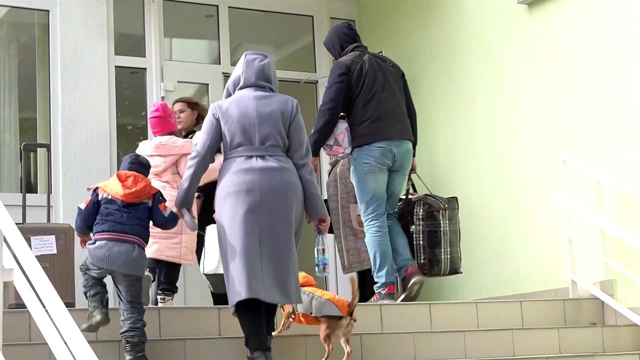 В Краснодарском крае размещают тех, кому пришлось покинуть опасные районы Херсонщины