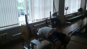 Павел Колохин,  жим лёжа  - 100 кг на 60 раз!