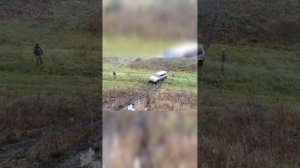 Mitsubishi pajero sport offroad покаталися в ярку