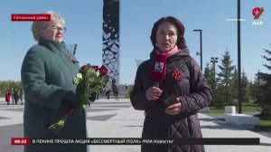 ЛенТВ24: В деревне Зайцево начинается церемония возложения цветов к монументу "Мирным гражданам"