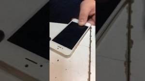 Что делать если на iphone отклеивается стекло ? Смотрите как мы это делаем