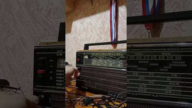 Самый простой передатчик 60х годов. Шарманка на одной лампе 6п14п. Испытание в эфире.