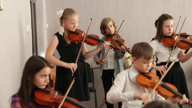 ансамбль скрипачей. Литовский танец. смотреть онлайн