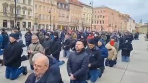 ??Наши братья из Сербии молятся за русских
