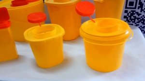 Емкость-контейнер класса Б для сбора острого инструментария #МедРасходка #емкостьдляигл #сборотходо