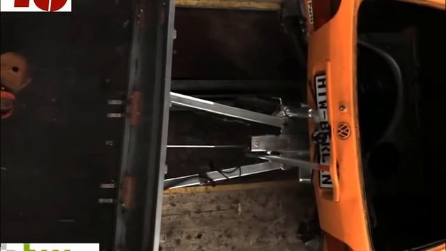 Crash test VW Golf 3. Безопасная ли в наше время?