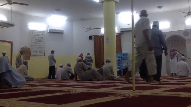 Азан. В одной из Мекканских мечетей смотреть онлайн